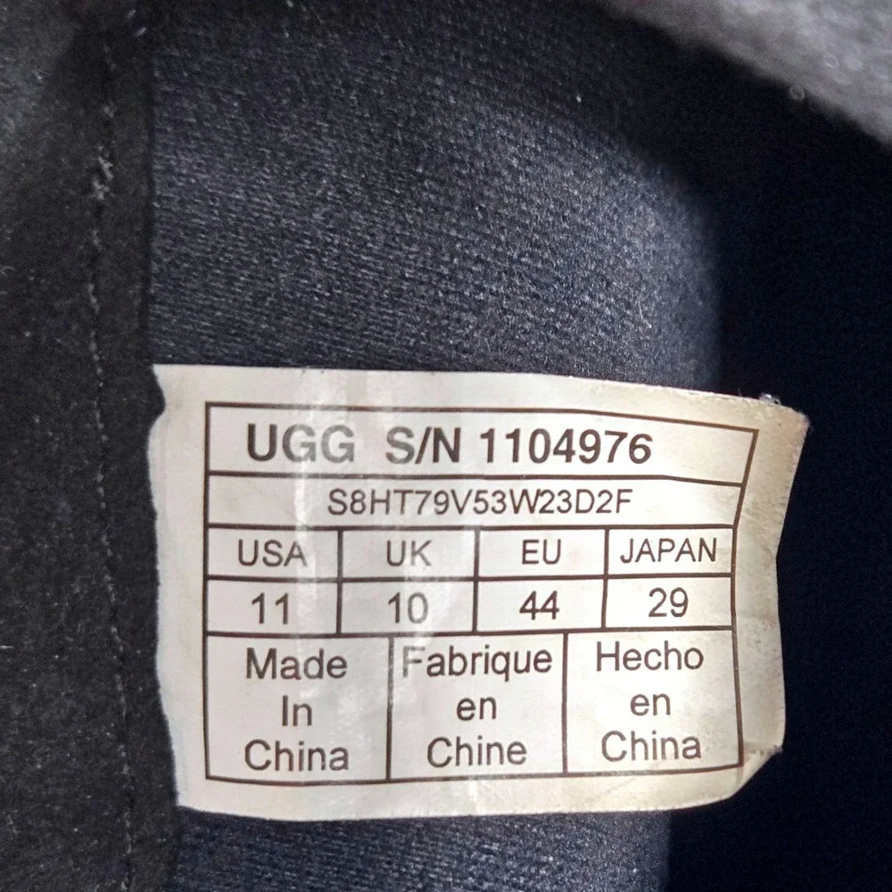 UGG Neumel Flex Chukka Boots Mens 11 Black Good‎ Leather Mid Top 1104976